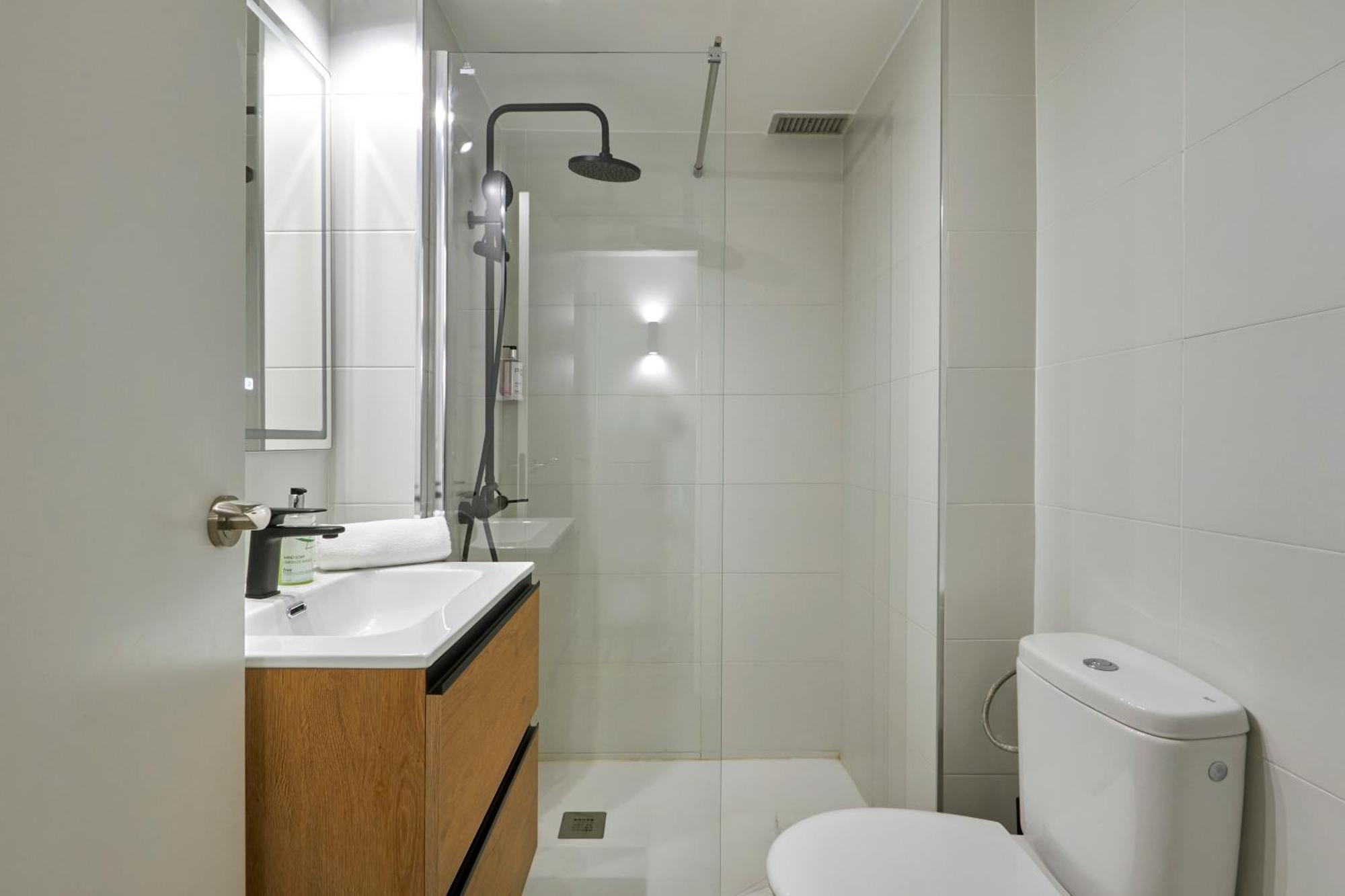 Ol Cute Apartment In Quiet Olivera St Барселона Екстериор снимка